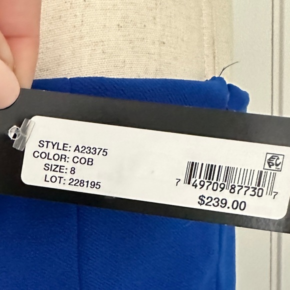 NEW Betsy & Adam Cobalt Blue Formal Dress - Picture 10 of 10